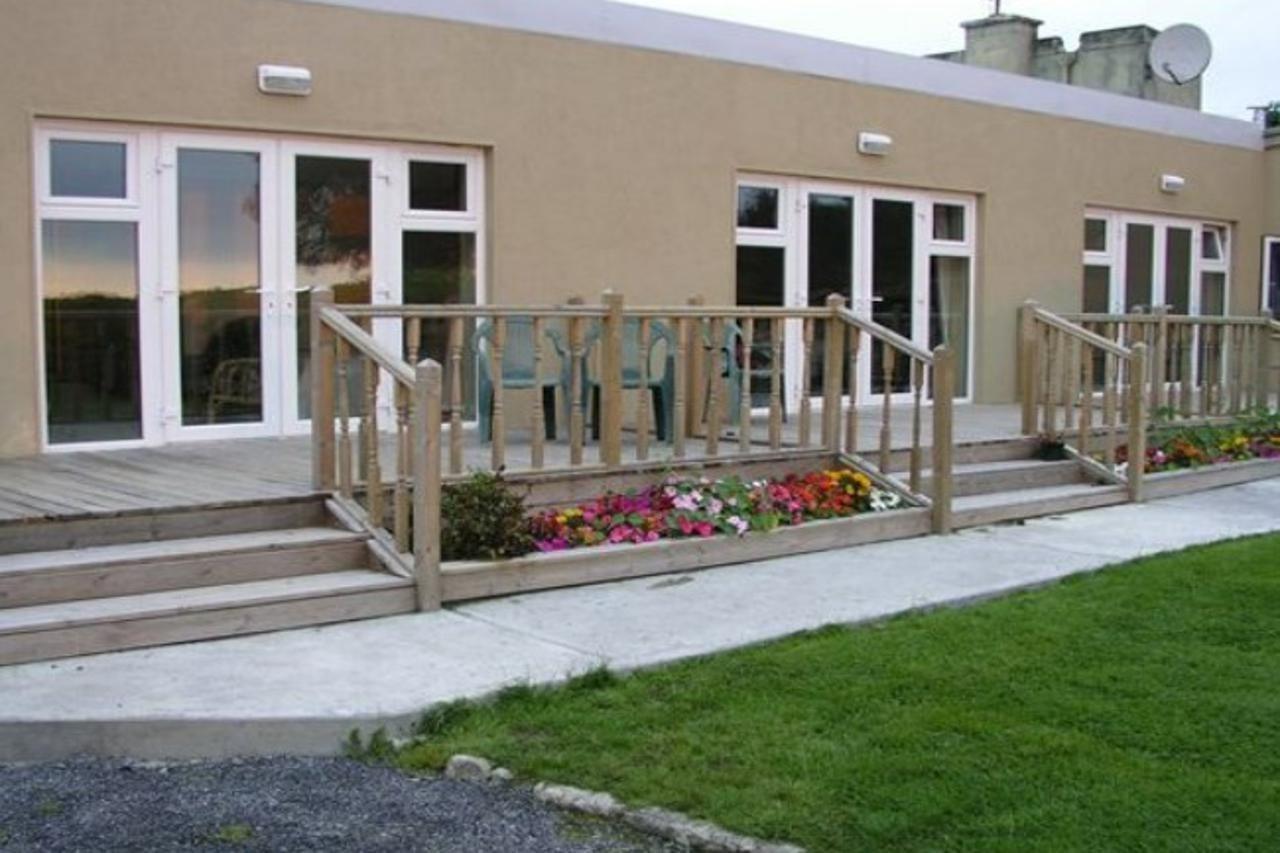 Lakeland Midsummer Lakehouse Oughterard Buitenkant foto